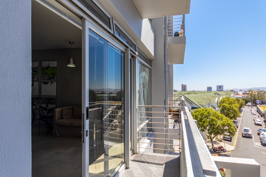1 Bedroom Property for Sale in Gardens Western Cape